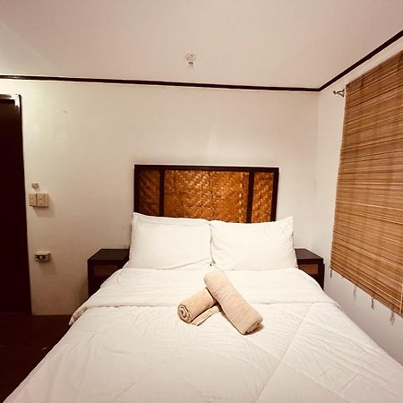 Villa Milagros Dive Inn Anilao مابيني المظهر الخارجي الصورة