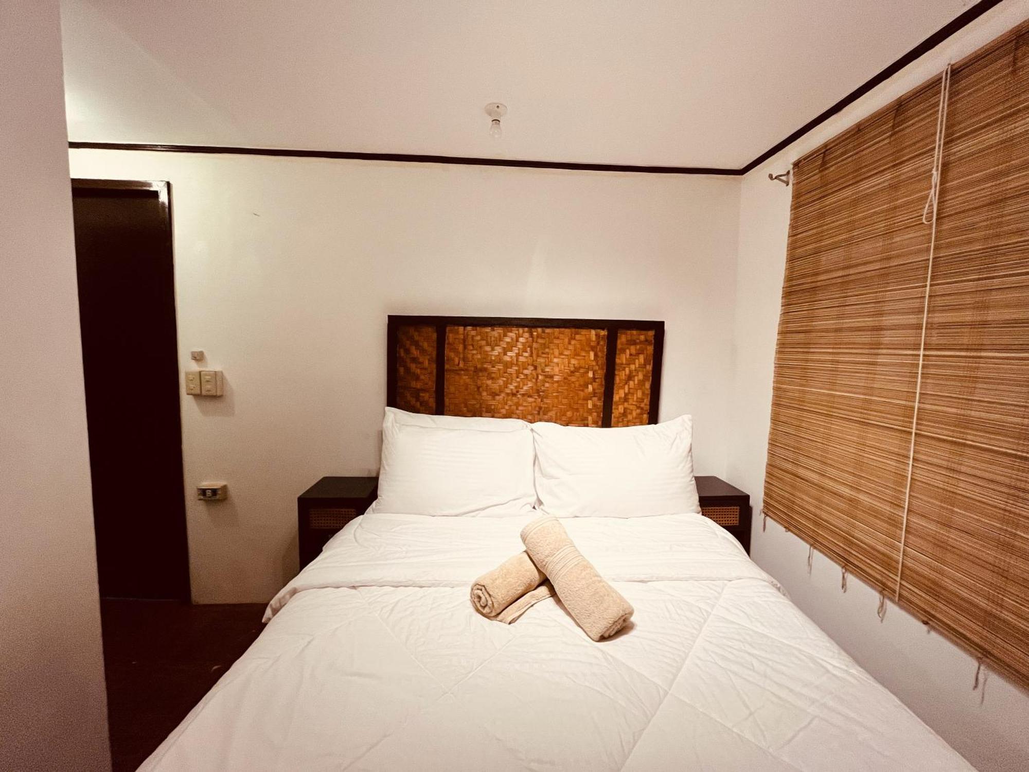 Villa Milagros Dive Inn Anilao مابيني المظهر الخارجي الصورة