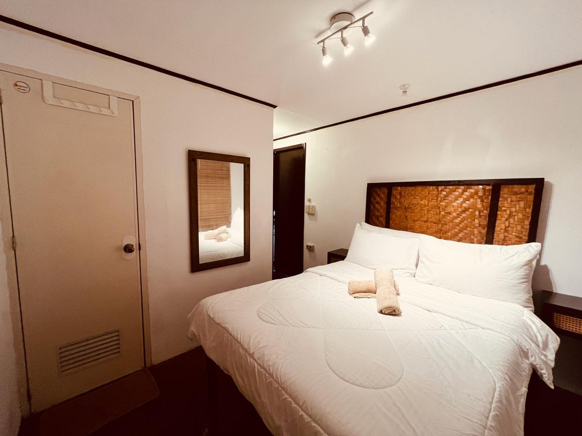 Villa Milagros Dive Inn Anilao مابيني المظهر الخارجي الصورة